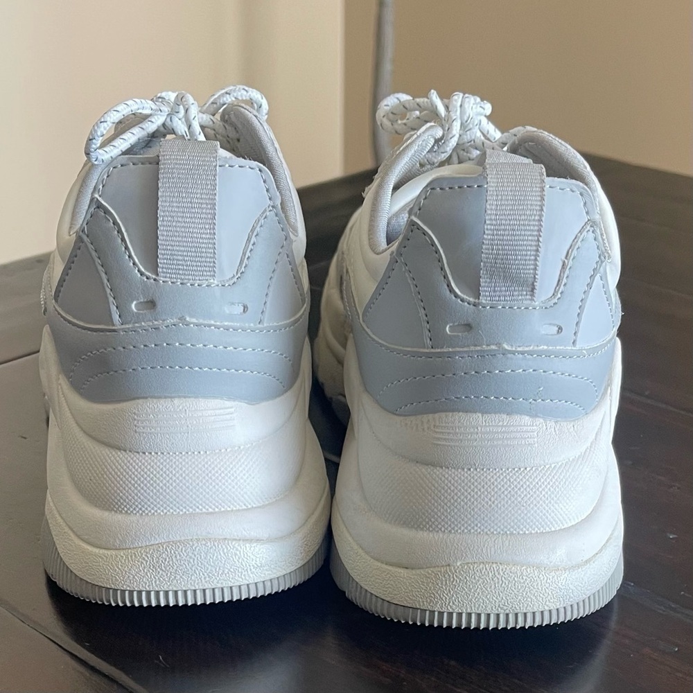ASOS Men's Gray and White Sneakers - Picture 6 of 8